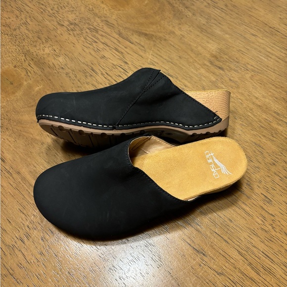 Dansko Leather Clog - Picture 2 of 5